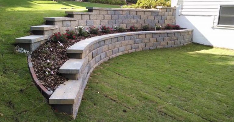 How to Choose the Best Retaining Wall For Your Home